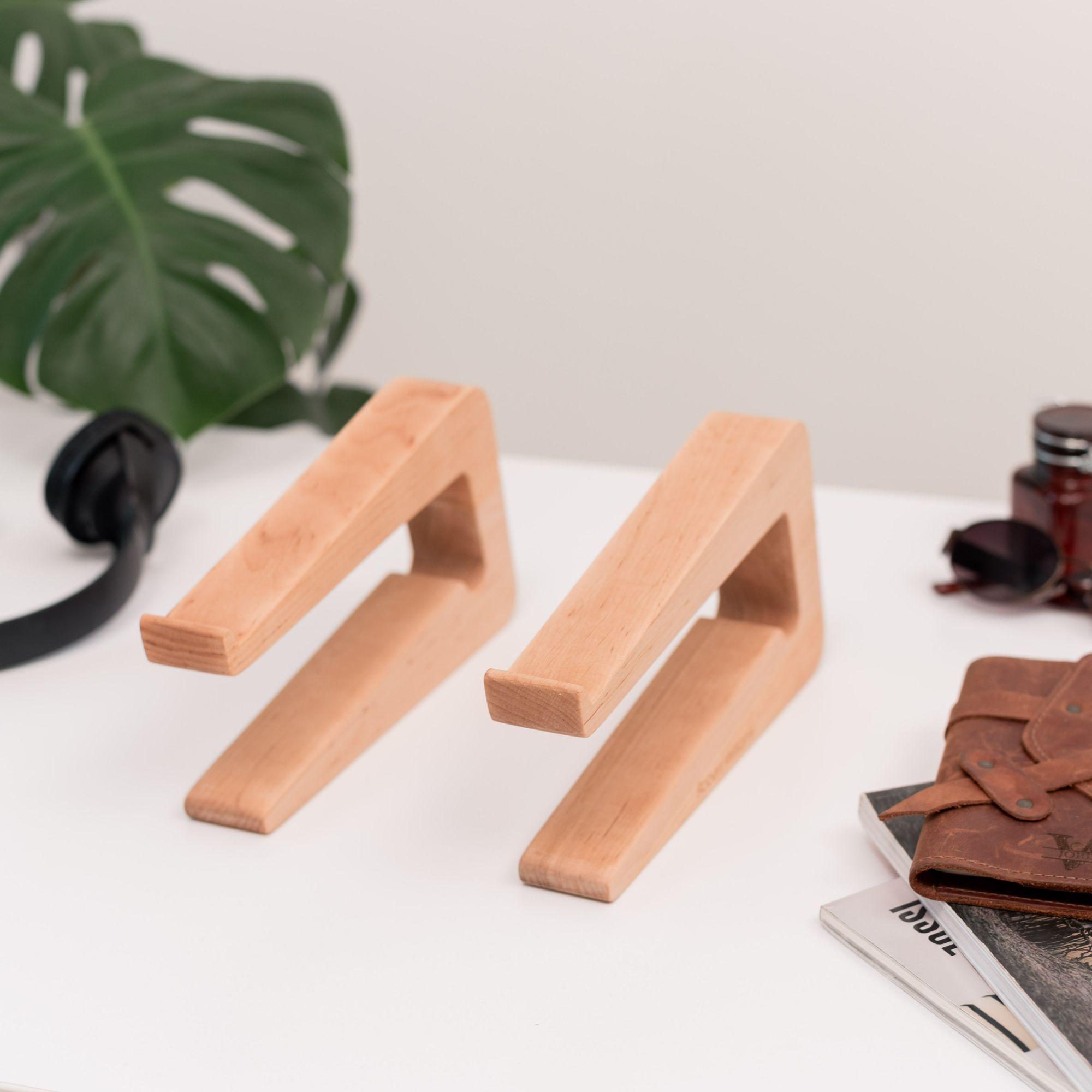Dual Wooden Laptop Dock – Solid Wood